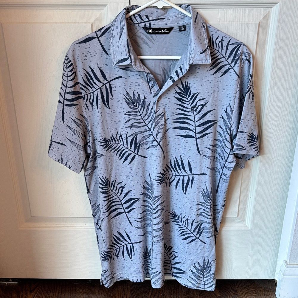 Travis Mathew polo tropical gray Blue Leaf Pattern casual Shirt men medium EUC